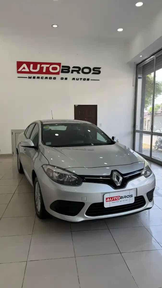 Renault Fluence 1.6 Ph2 Dynamique Pack 110Cv 2018 - foto 2