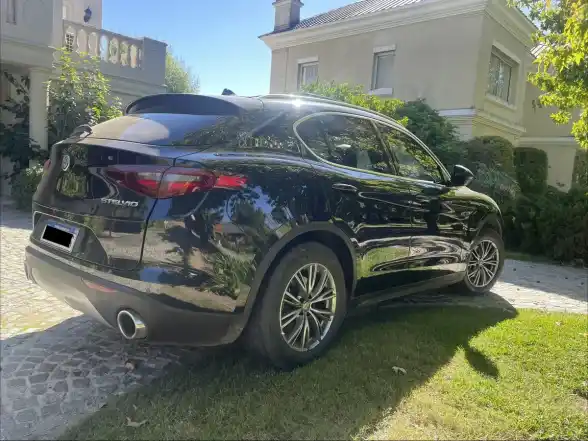 Alfa Romeo Stelvio 2.0 280Cv 2021 - foto 5