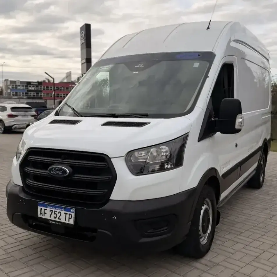 Ford Transit 2.2 Furgon Mediano Aa 350M 2023 - foto 1