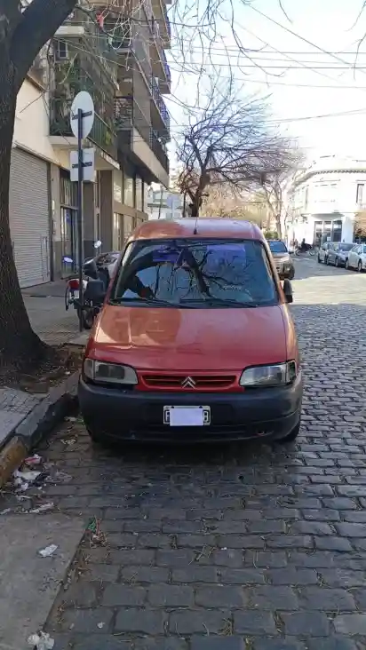Citroën Berlingo Furgon 1.9 D 2005 - foto 2