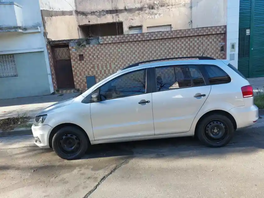 Volkswagen Suran 1.6 Comfortline 101Cv 2016 - foto 2