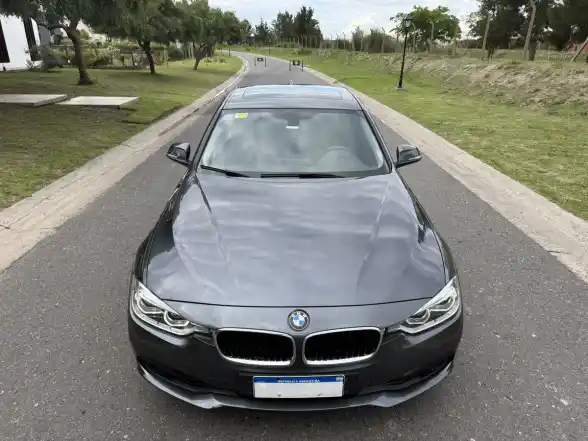 Bmw Serie 3 2.0 320I Sedan 184Cv 2016 - foto 2