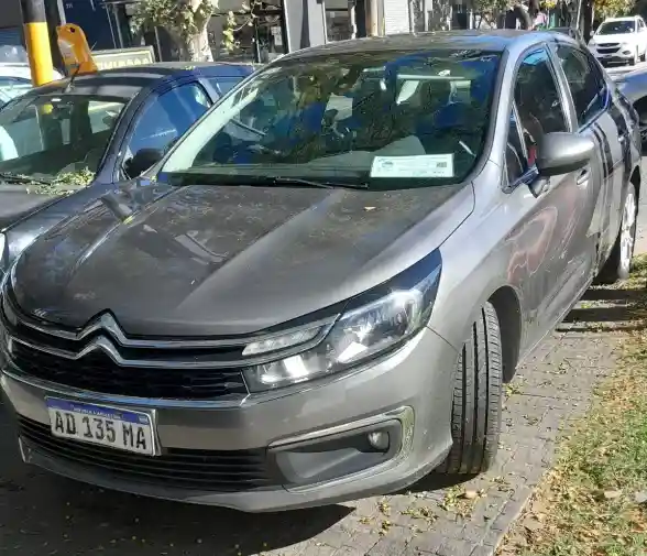 Citroën C4 Lounge 1.6 Hdi 115 Feel Pack 2018 - foto 2