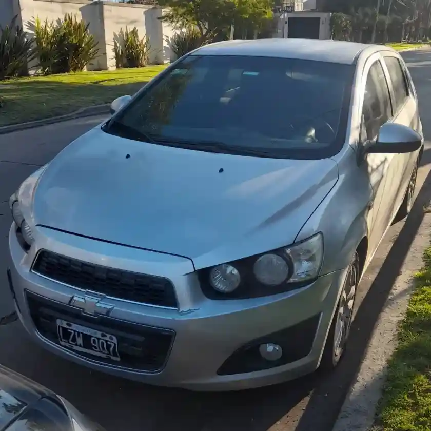 Chevrolet Sonic 1.6 Lt 2012 - foto 1