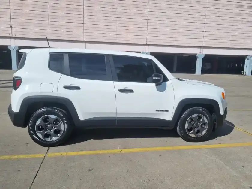Jeep Renegade 1.8 Sport 2017 - foto 3