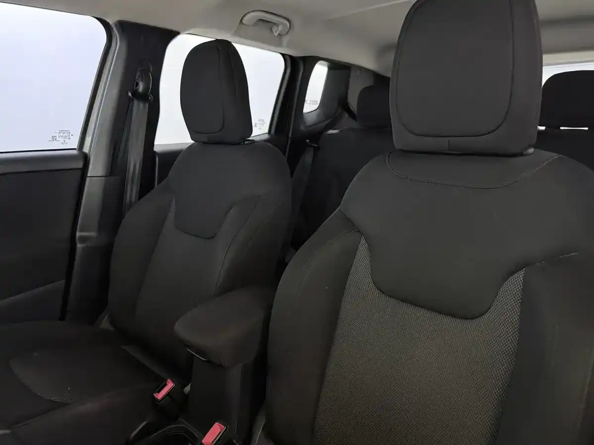 Jeep Renegade 1.8 4X2 Sport At L18 2020 - foto 3