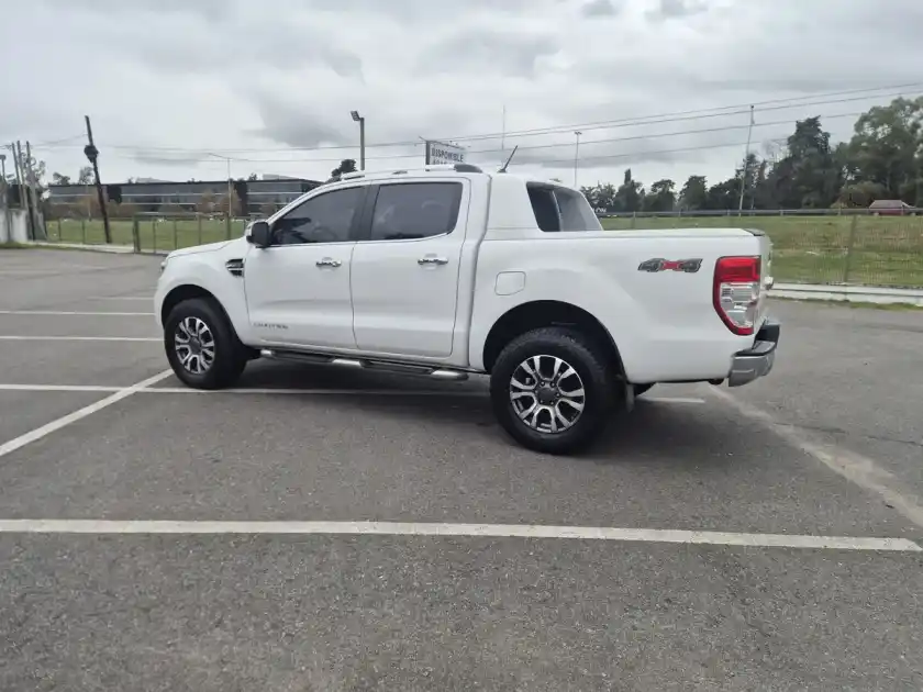 Ford Ranger 3.2 Cd Limited Tdci 200Cv Automática 2023 - foto 4
