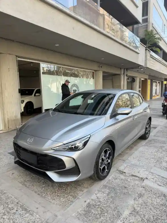 Mg Mg 3 Hybrid 1.5 Hev Luxury At 2026 - foto 2