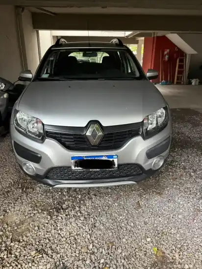 Renault Sandero Stepway 1.6 Dynamique 105Cv 2017 - foto 2