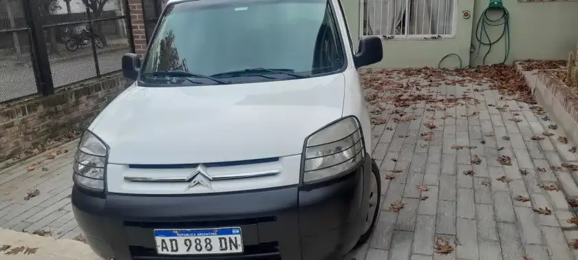 Citroën Berlingo 1.6 Hdi 92 Bussines Mixto 2019 - foto 1