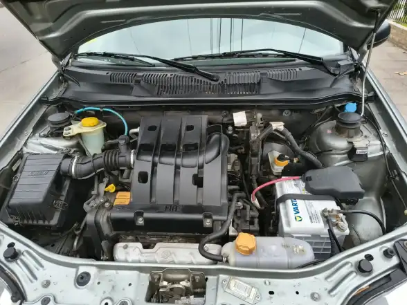 Fiat Siena Siena Fire 4P 1.4 Mpi 8V F2C 2009 - foto 2