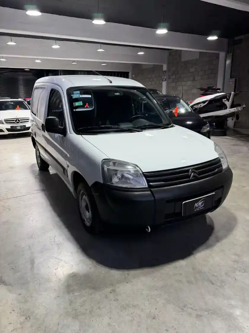Citroën Berlingo Furgon 1.6 Bussines Hdi 92Cv 2023 - foto 3