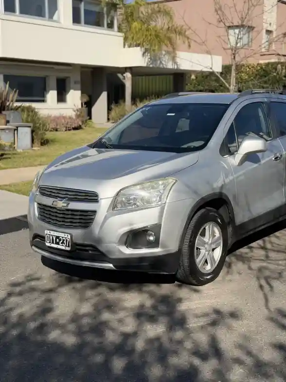 Chevrolet Tracker 1.8 Ltz Fwd Mt 140Cv 2015 - foto 4