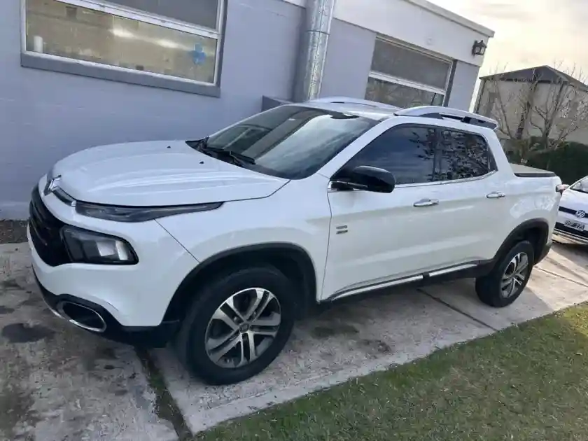 Fiat Toro 2.0 Volcano 4X4 At 2017 - foto 4