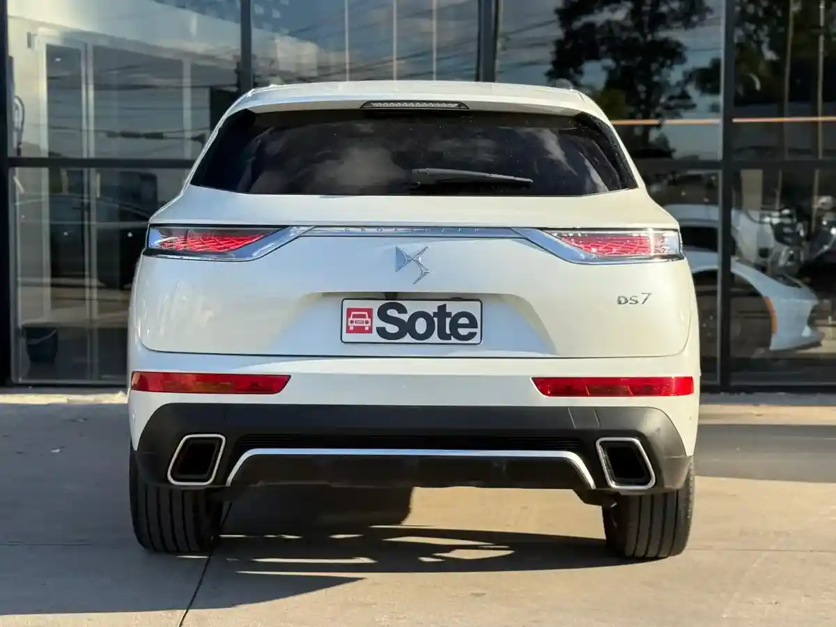D.s. Ds7 Crossback Hdi 180 At Bastille 2022 - foto 4