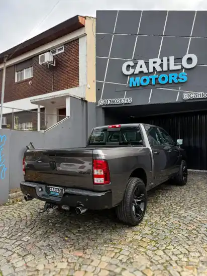 Dodge Ram Ram 1500 5.7 V8 Laramie 4X4 2015 - foto 5