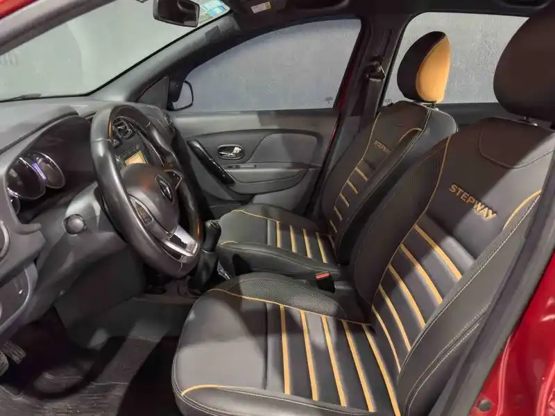 Renault Sandero Stepway 1.6 16V Intense 2023 - foto 2