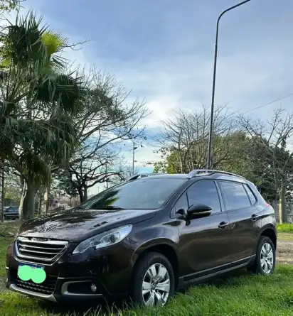Peugeot 2008 1.6 Allure 2018 - foto 1
