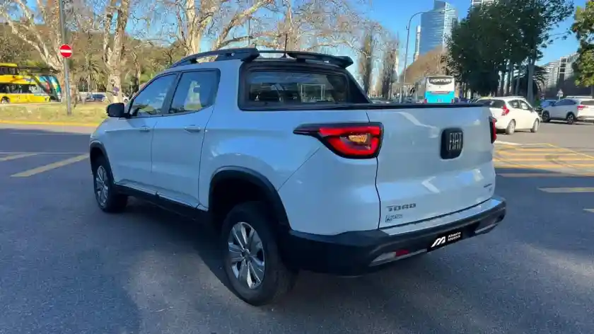 Fiat Toro 1.8 Freedom 4X2 At 2021 - foto 3
