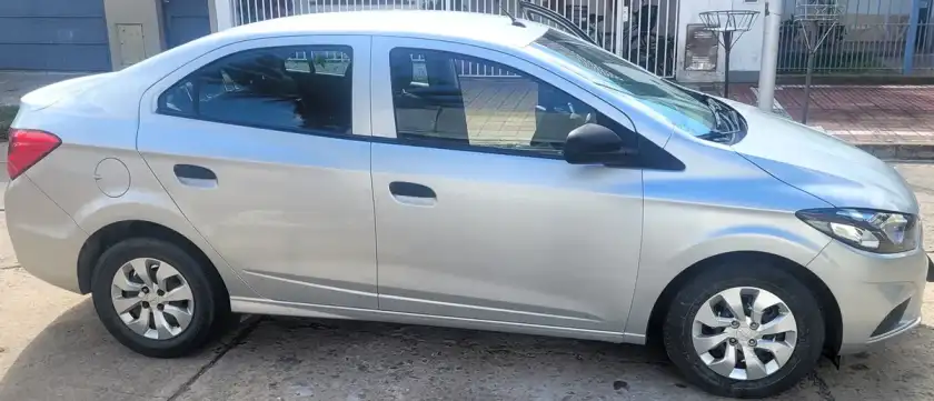 Chevrolet Onix Plus 1.4 Mt Joy 2022 - foto 4