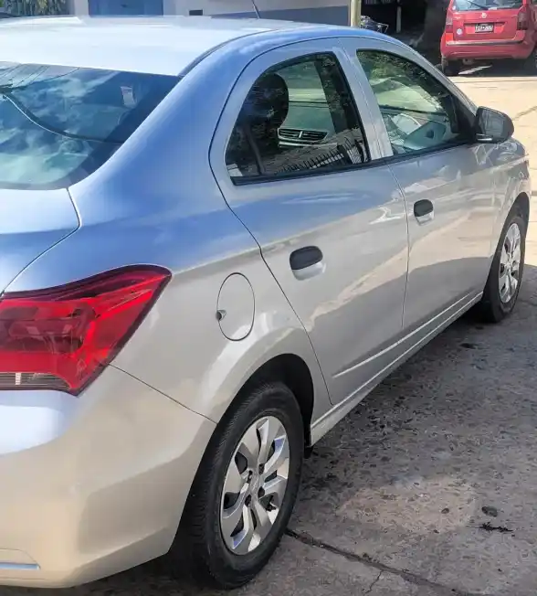 Chevrolet Onix Plus 1.4 Mt Joy 2022 - foto 5