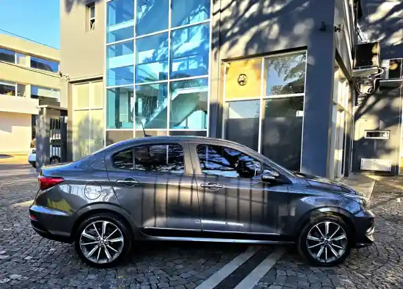 Fiat Cronos 1.8 16V Precision At6 2021 - foto 4