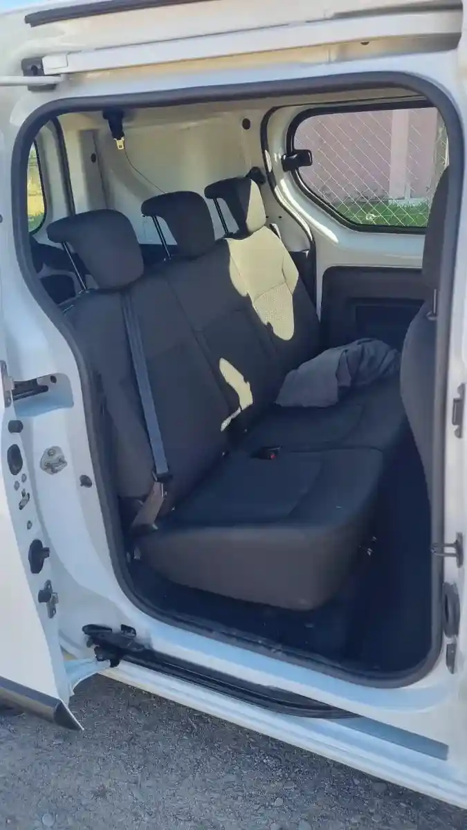 Renault Kangoo Ii Express Confort 5A 1.6 Sce 2024 - foto 4