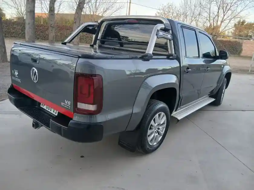Volkswagen Amarok Comfortline 4X4 Aut V6 30.L 258 Cv 2023 - foto 5