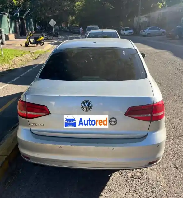 Volkswagen Vento 2.5 Advance Plus 170Cv 2015 - foto 4