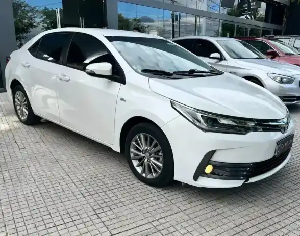 Toyota Corolla 1.8 Xei Pack 2019 - foto 1