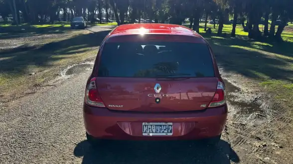 Renault Clio 5 Puertas 2013 - foto 2