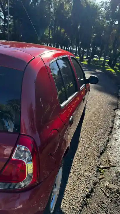 Renault Clio 5 Puertas 2013 - foto 5