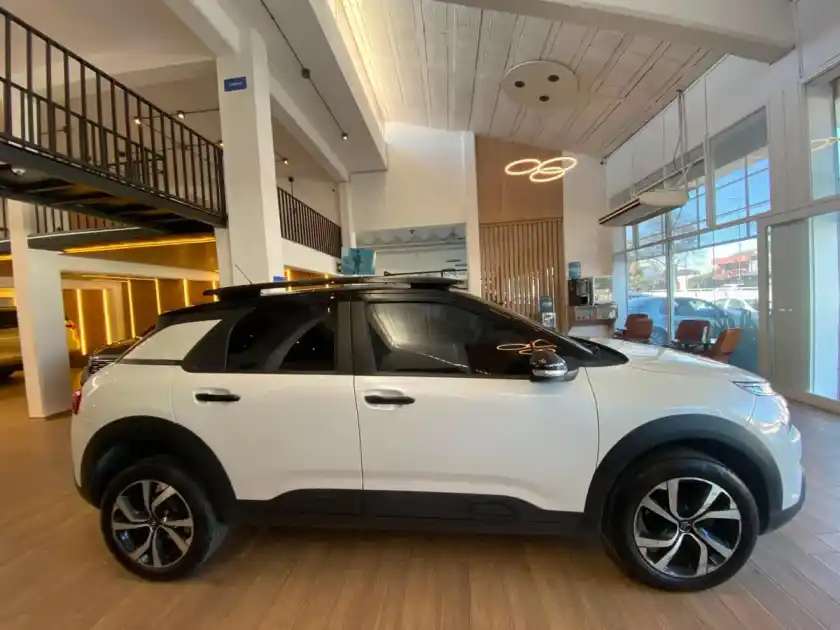 Citroën C4 Cactus 1.6 Thp 165 At6 Shine 2022 - foto 4