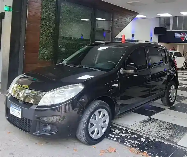 Renault Sandero 1.6 Confort 105Cv 2012 - foto 2
