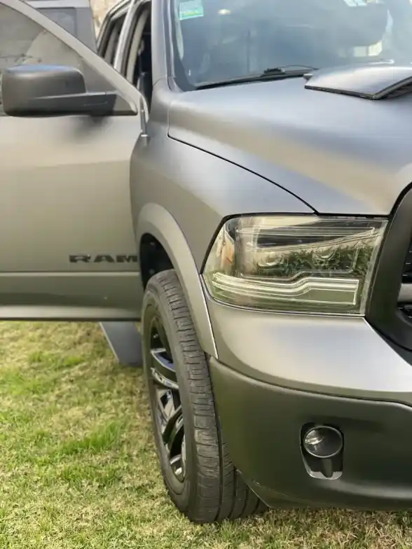 Ram 1500 5.7 Laramie Atx V8 2019 - foto 4