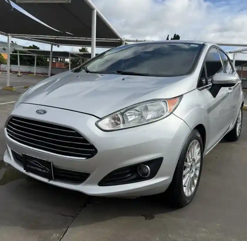 Ford Fiesta Kinetic 1.6 Titanium Powershift 120Cv 2015 - foto 1