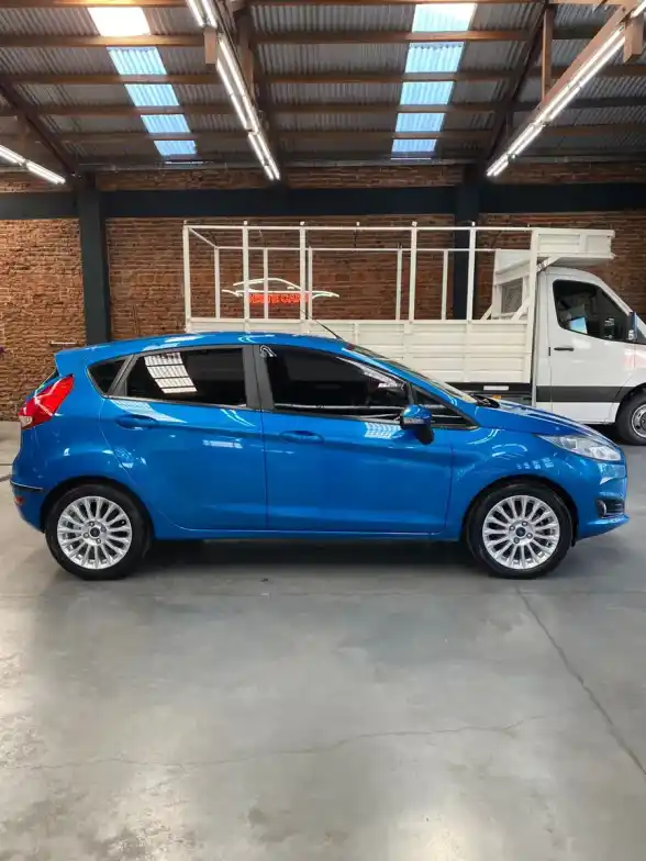 Ford Fiesta Kinetic 1.6 Se Plus 120Cv 2017 - foto 2