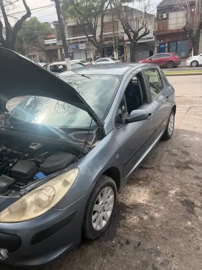 Peugeot 207 2.0 Sedan Xt Hdi 2007 - foto 1