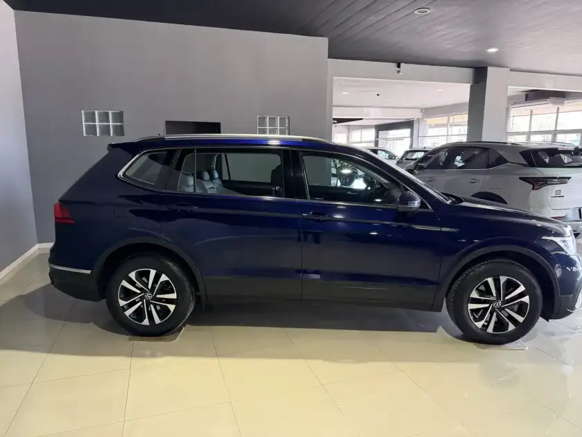 Volkswagen Tiguan Allspace 2.0 Tsi Life 4Motion Dsg 2023 - foto 2