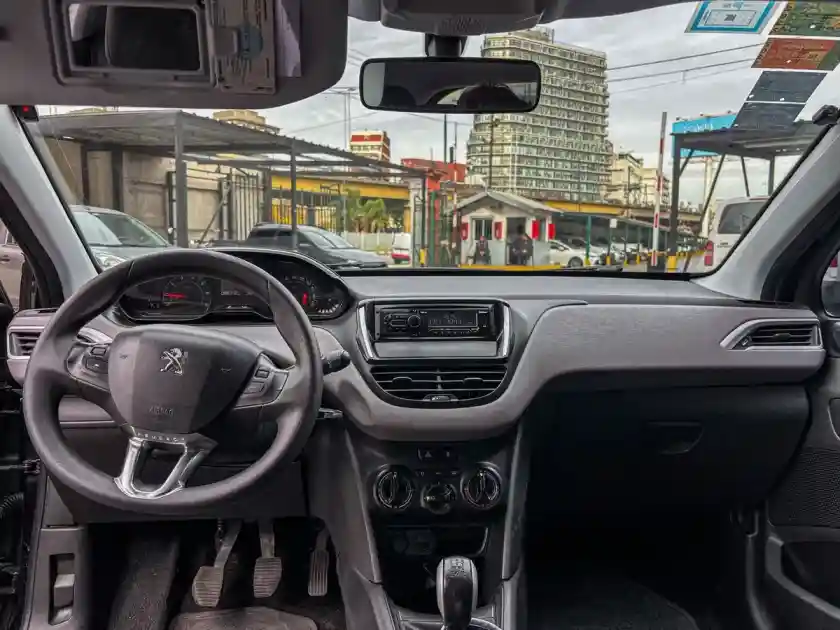 Peugeot 208 1.6 Active 2017 - foto 4