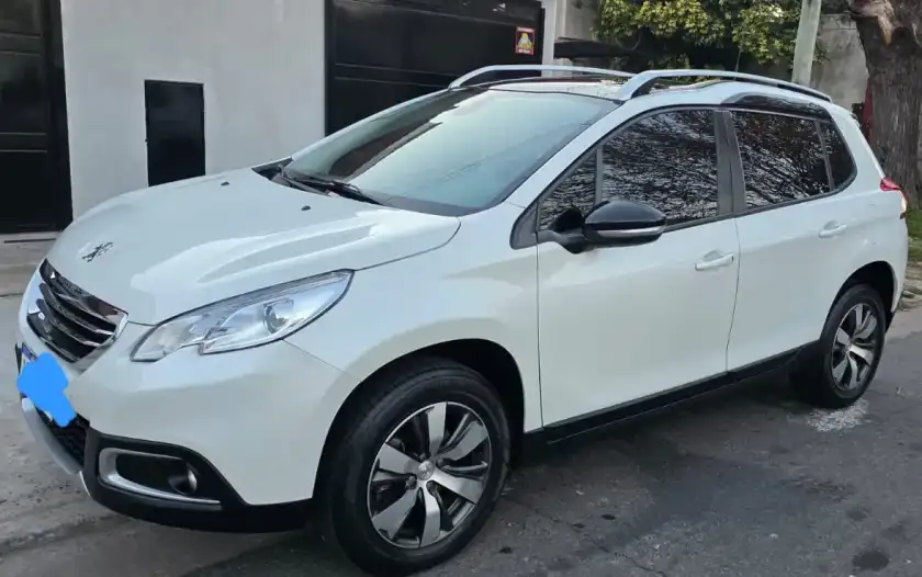 Peugeot 2008 2018 - foto 1