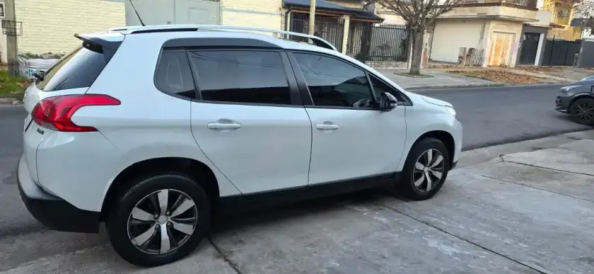 Peugeot 2008 1.6 Feline Tiptronic 2018 - foto 5