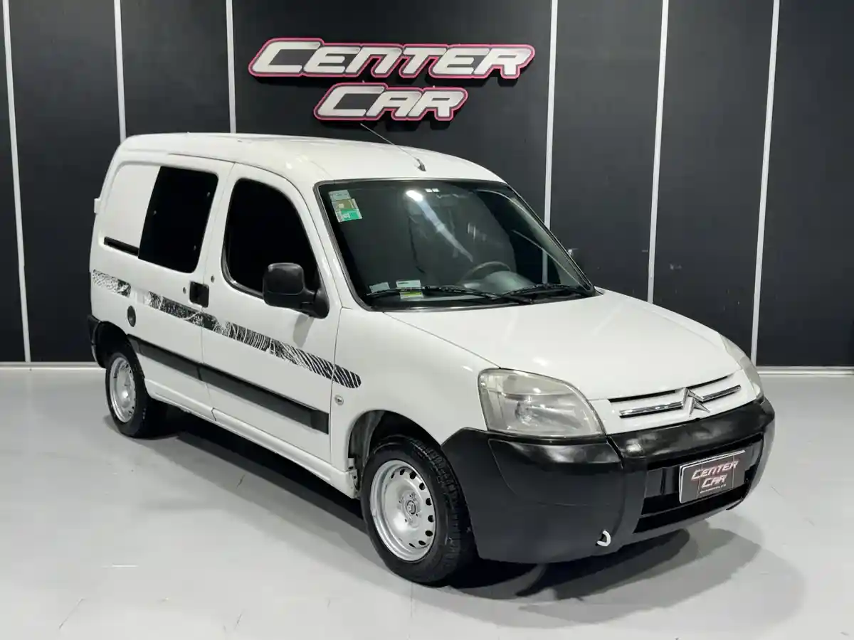 Citroën Berlingo Furgon 1.6 Hdi 92 Bussines Mixto 2017 - foto 3