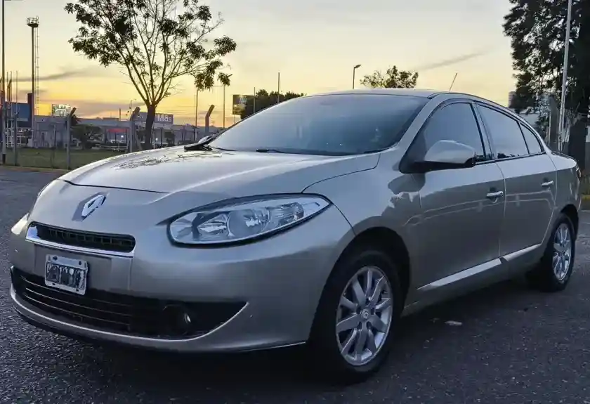 Renault Fluence 2013 - foto 1