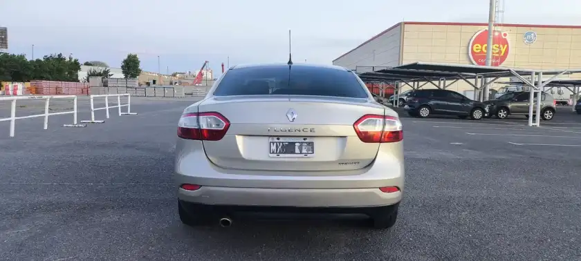 Renault Fluence 2.0 Luxe 2013 - foto 4