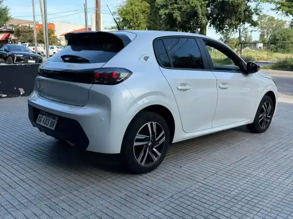 Peugeot 208 1.6 Road Trip Tiptronic 2024 - foto 4