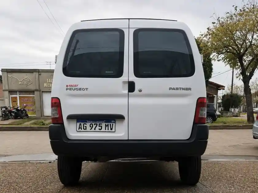 Peugeot Partner 1.6 Hdi Confort 2024 - foto 4