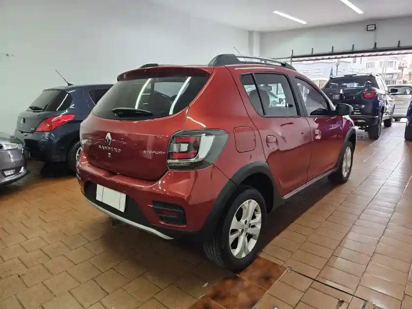 Renault Sandero Stepway 1.6 Privilege 105Cv Nac 2018 - foto 4