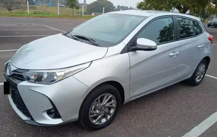 Toyota Yaris 1.5 107Cv Xls 2023 - foto 1