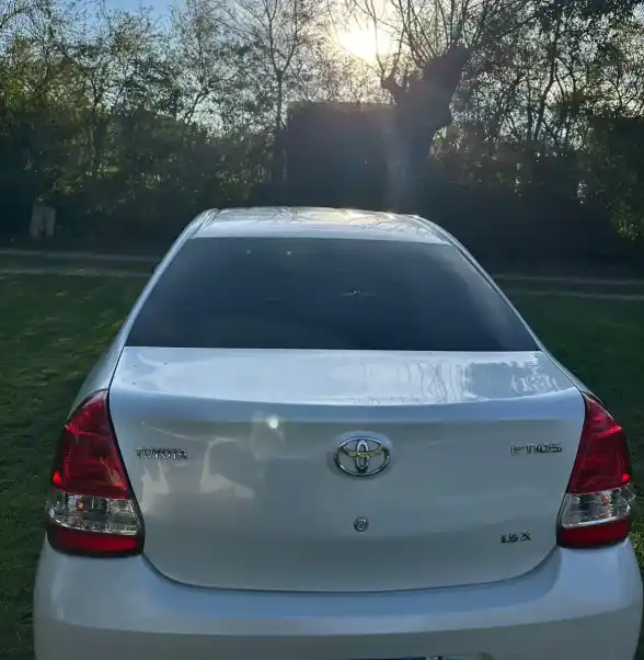 Toyota Etios 1.5 Sedan X 2023 - foto 4